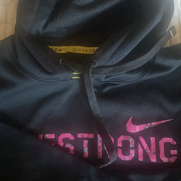 NIKE live strong hoodie - Picture 7 of 7